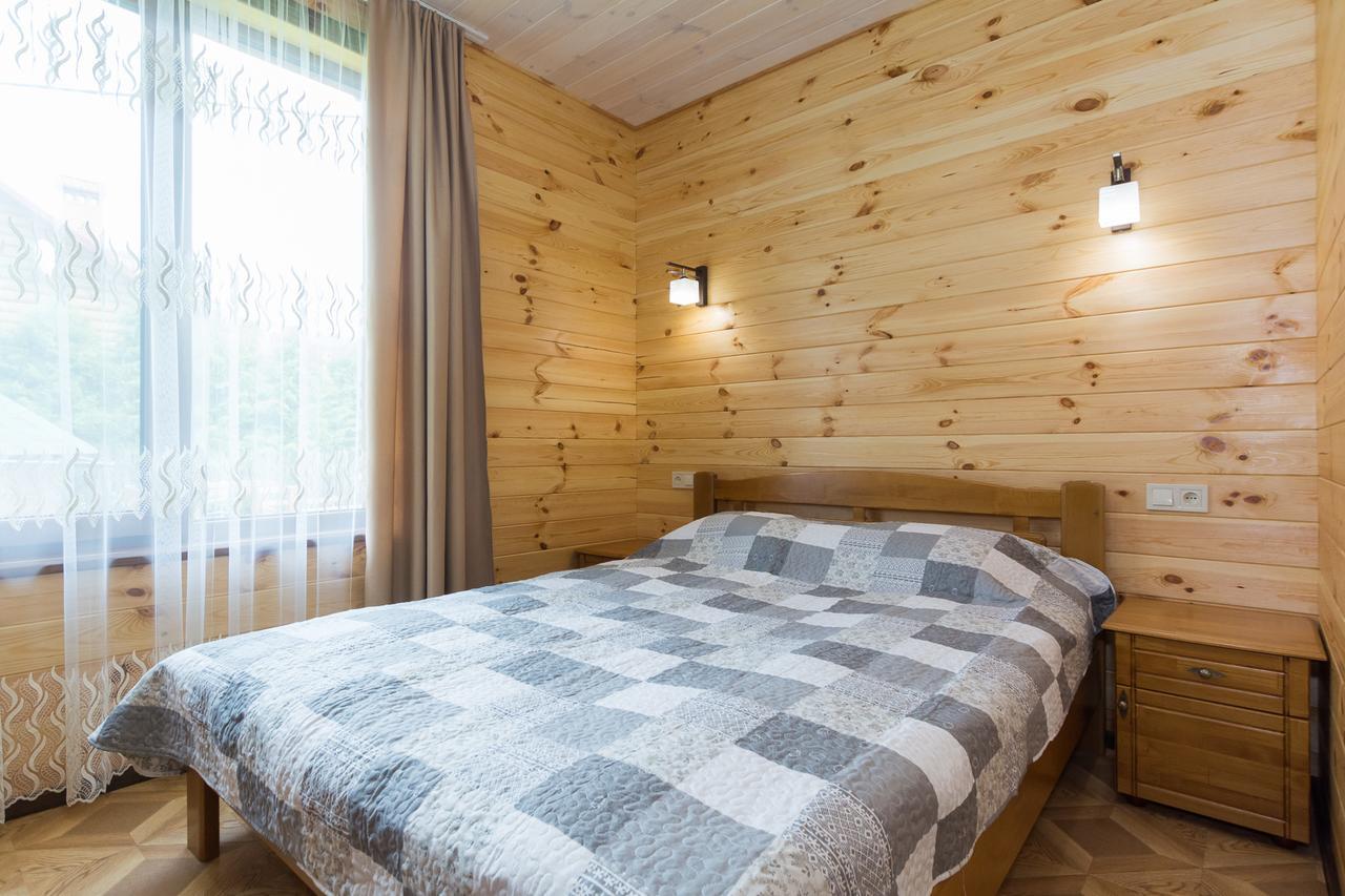 Villa Zolota Rybka à Skhidnytsia Extérieur photo